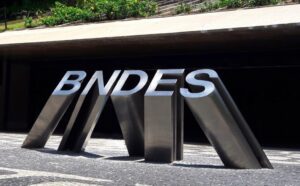 Leia mais sobre o artigo Mercado de capitais ocupou espaço deixado pelo BNDES