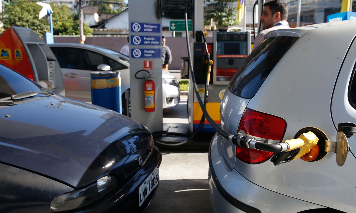 No momento, você está visualizando Petrobras pode usar “colchão” para absorver parte da reoneração