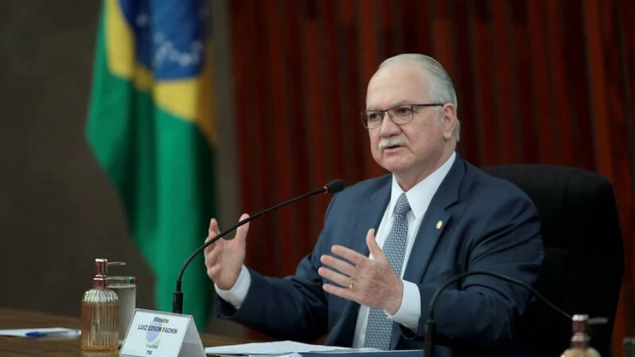 No momento, você está visualizando STF quer derrubar lei que proíbe linguagem neutra nas escolas
