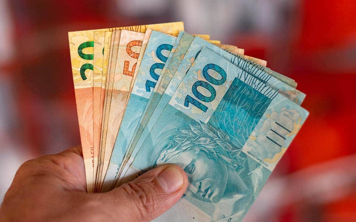No momento, você está visualizando Crescimento do crédito deve desacelerar em fevereiro