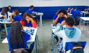 Leia mais sobre o artigo MT: Escola estadual associa jogo de xadrez ao ensino