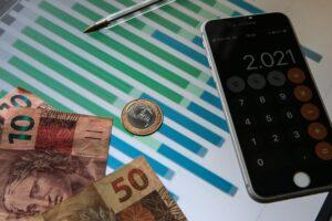 Leia mais sobre o artigo Planejamento prevê déficit primário de R$ 107,6 bi este ano