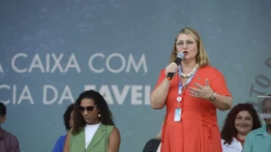 Leia mais sobre o artigo Caixa emitirá 8 milhões de cartões de débito para programas sociais