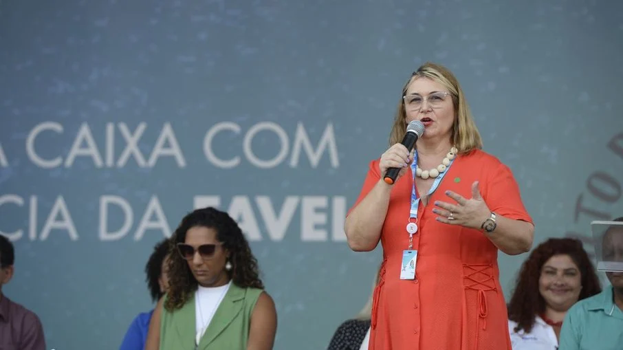 No momento, você está visualizando Caixa emitirá 8 milhões de cartões de débito para programas sociais