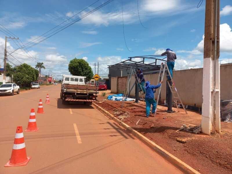 No momento, você está visualizando Prefeitura investe em novos abrigos para pontos de ônibus