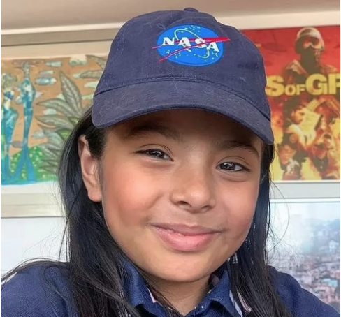 No momento, você está visualizando Adhara que sofreu bullying por autismo tem QI maior que Einstein