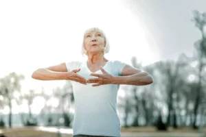 Leia mais sobre o artigo Cientistas descobrem exercício que reduz risco de Alzheimer