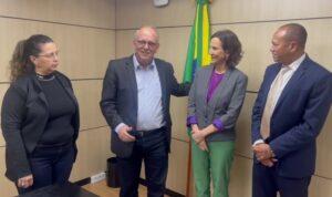 Leia mais sobre o artigo Prefeito protocola pedidos de construção de escolas e creches em Rondonópolis