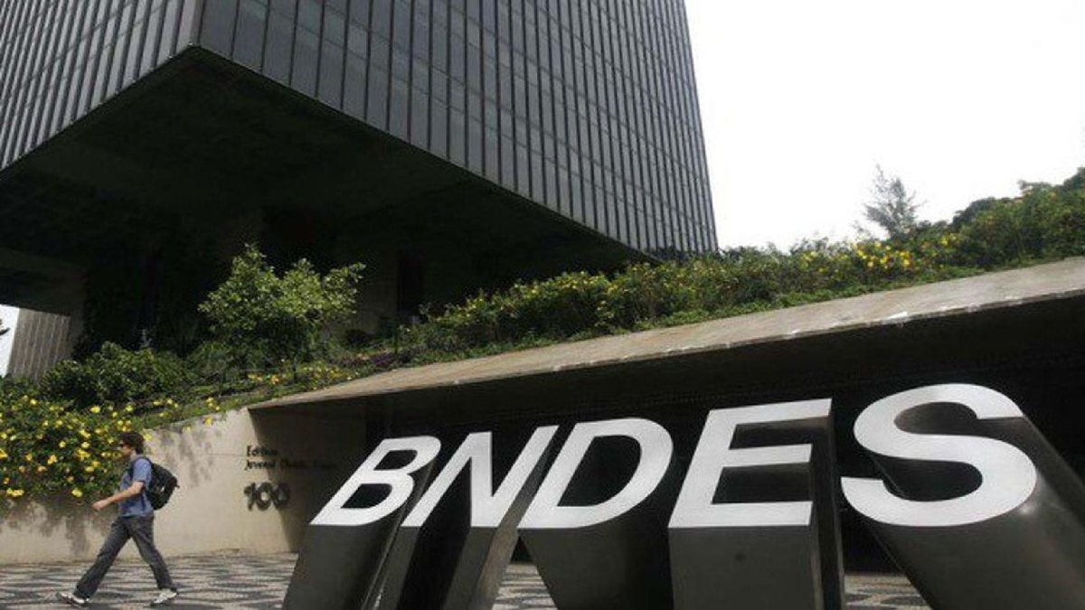 No momento, você está visualizando BNDES aprova financiamento de investimentos em energia