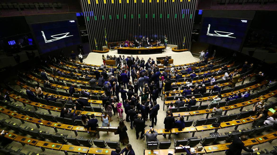 No momento, você está visualizando Arcabouço fiscal é aprovado na Câmara dos Deputados