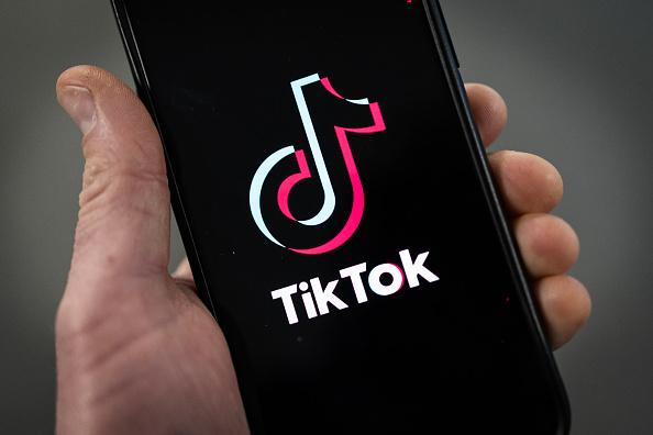 No momento, você está visualizando Como fazer live no TikTok?