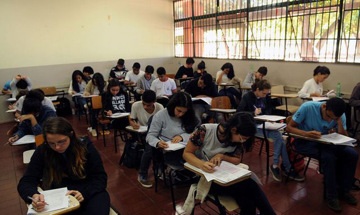 No momento, você está visualizando Inep publica edital com regras para o Enem 2023
