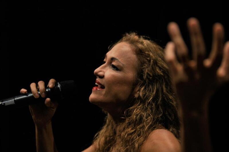No momento, você está visualizando Rita Cássia homenageia Elis, Gal e Bethânia em novo show no Teatro Zulmira