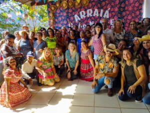 Leia mais sobre o artigo JARDIM GLÓRIA: Idosos do CRAS participam de festa junina