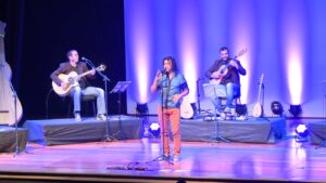 Leia mais sobre o artigo Edmilson Maciel e Banda Terra cantam a história de MT em espetáculo