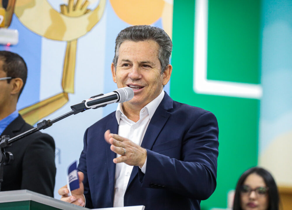 No momento, você está visualizando Mauro Mendes lista benefícios sociais e ambientais da Ferrogrão