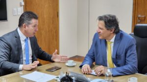 Leia mais sobre o artigo Governador Mauro Mendes se reúne com ministro da Fazenda