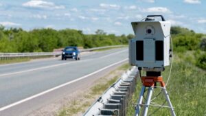 Leia mais sobre o artigo O que é e como funciona o gel antirradar? É ilegal?