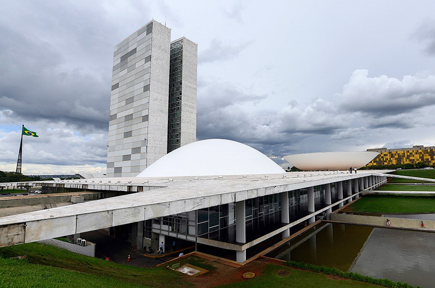 No momento, você está visualizando Ministério da Fazenda apresenta 17 propostas para reformas financeiras
