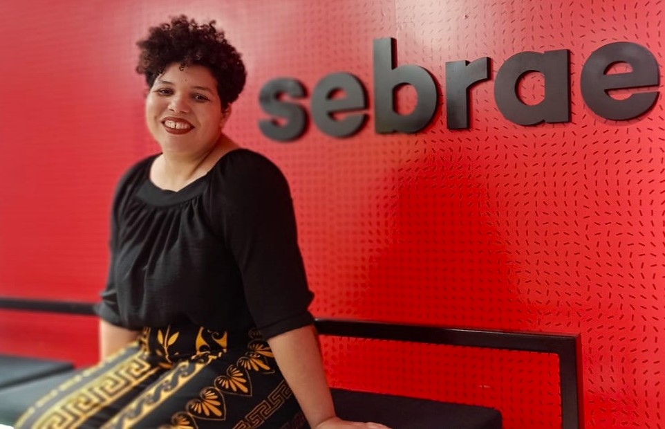 No momento, você está visualizando Artista plástica de Cuiabá é selecionada para expor em Bienal Internacional