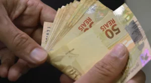 Leia mais sobre o artigo Bancos renegociam mais de R$ 8 bilhões em dívidas