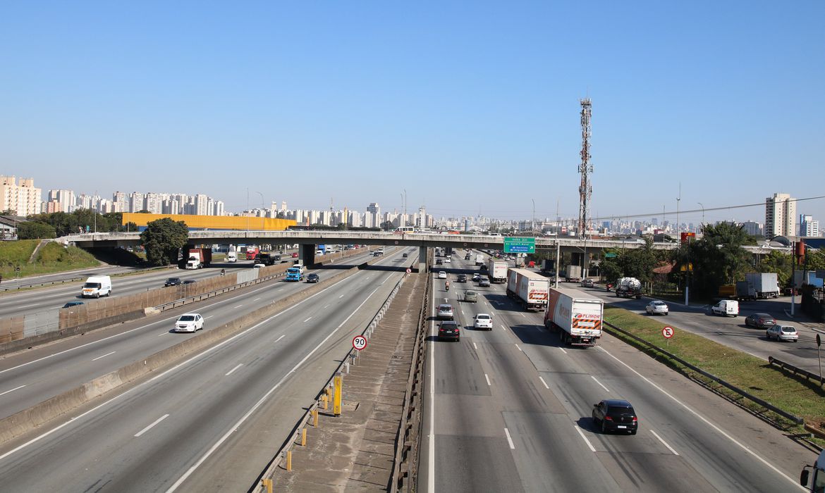 No momento, você está visualizando PAC prevê mais de 300 obras em rodovias e ferrovias