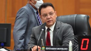 Leia mais sobre o artigo Republicanos entra no páreo por filiação de Botelho