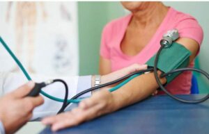 Leia mais sobre o artigo PRESSÃO ALTA? Saiba qual exercício é o mais indicado para você