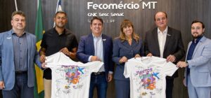 Leia mais sobre o artigo Camisetas autografadas por ídolos do futebol ao Hospital do Câncer
