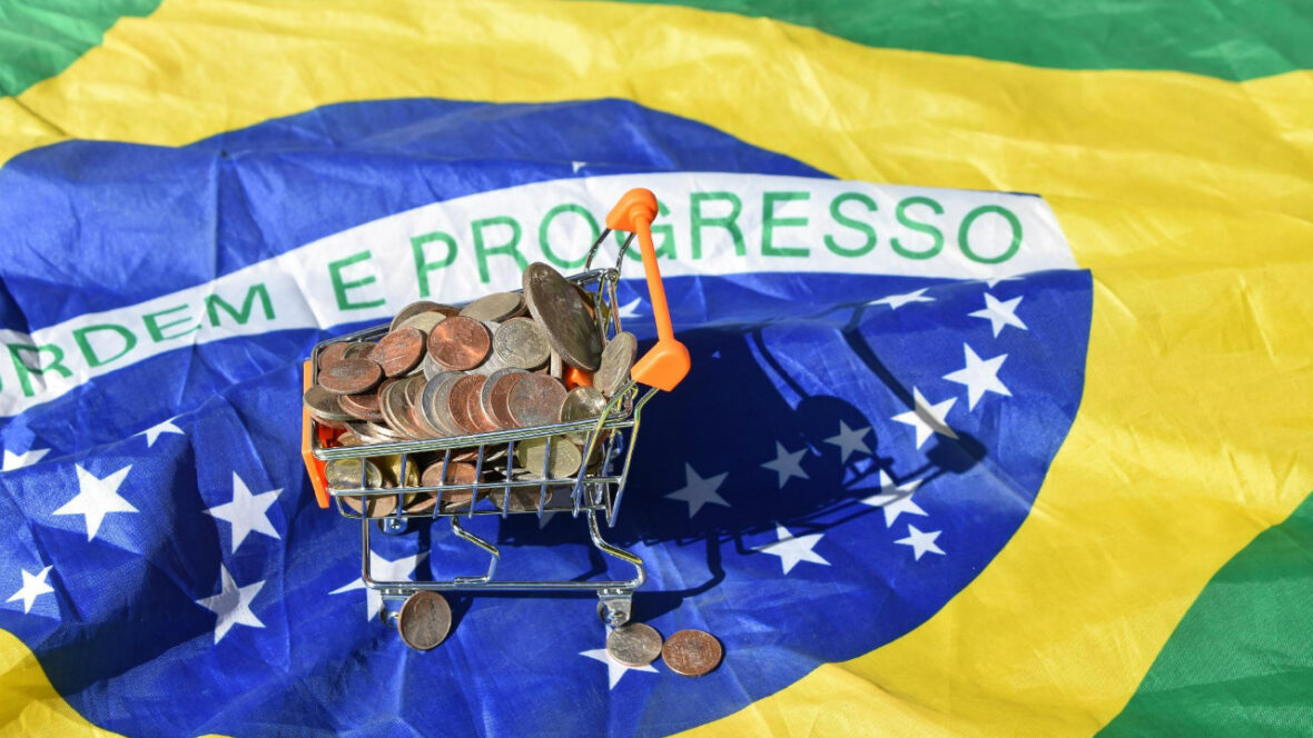 No momento, você está visualizando Economia brasileira cresce 0,9% no segundo trimestre de 2023