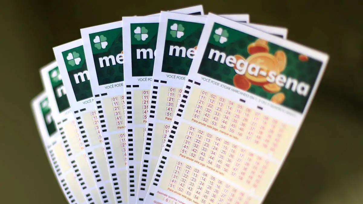 No momento, você está visualizando Mega-Sena acumula prêmio de R$ 40 milhões para este sábado