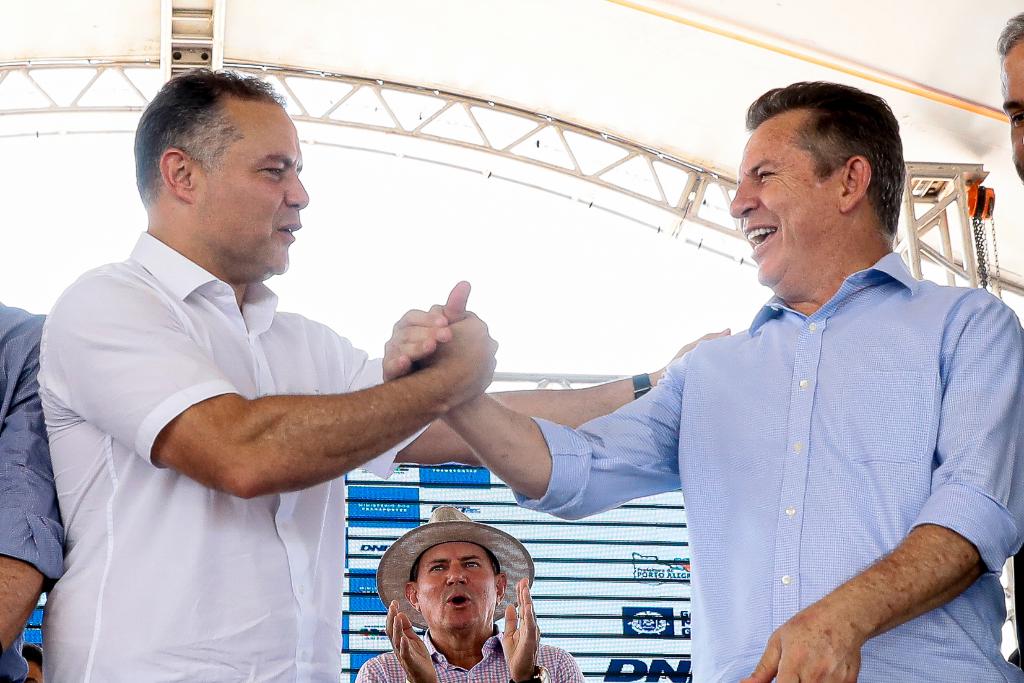 No momento, você está visualizando Ministro assina ordem de serviço e destaca parceria com governador Mauro Mendes