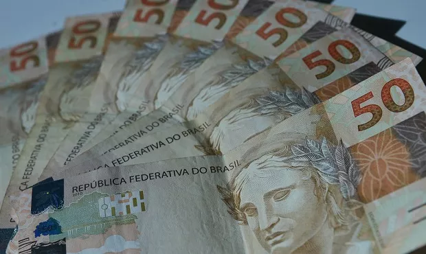 No momento, você está visualizando Monitor do PIB da FGV aponta queda de 0,3% em julho ante junho