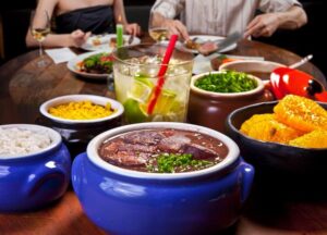 Leia mais sobre o artigo Feijoada e tutu estão nos 5 melhores pratos com feijão do mundo