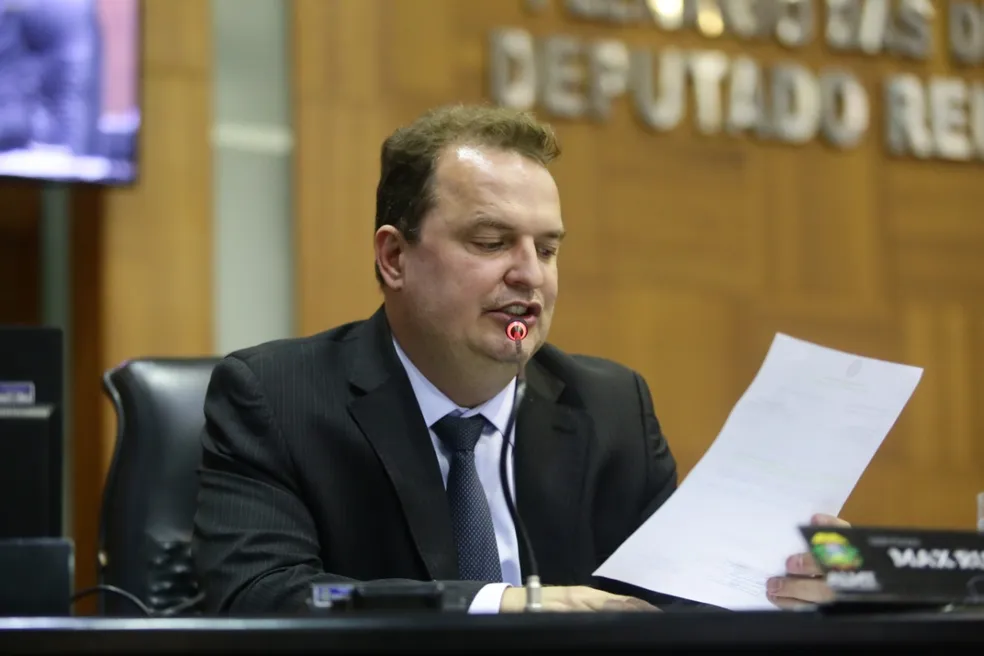 No momento, você está visualizando Max diz que LOA pode ser votada apenas em 2024 e cobra Casa Civil