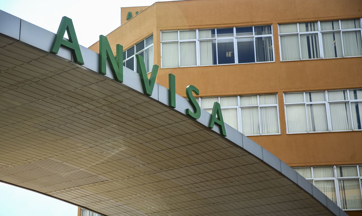 No momento, você está visualizando Anvisa determina proibição de venda de suplementos falsificados