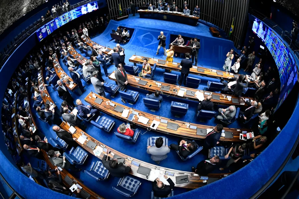 No momento, você está visualizando Arcabouço fiscal pode não estabilizar dívida se crescimento não surpreender, diz IFI