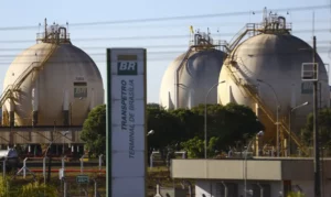 Leia mais sobre o artigo Transpetro encerra 2023 com mais de R$ 500 milhões em novos negócios
