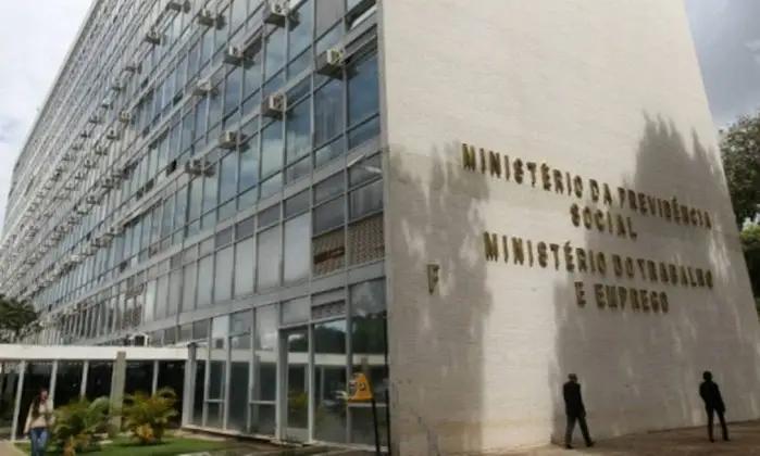 No momento, você está visualizando Crédito Consignado: Governo estuda sistema único para comparação de taxas e prazos