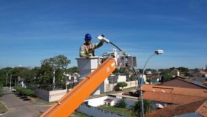 Leia mais sobre o artigo Várzea Grande vai instalar 45 mil lâmpadas em LED até o final do ano