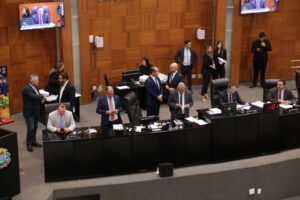 Leia mais sobre o artigo Deputados aprovam em 2ª votação flexibilização do Transporte Zero
