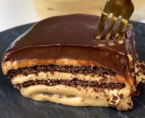 Leia mais sobre o artigo 5 sobremesas com chocolate que vão deixar sua Páscoa mais deliciosa