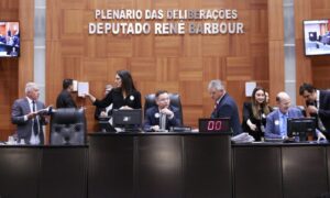 Leia mais sobre o artigo ALMT instala Comissão sobre conflito urbano no Contorno Leste