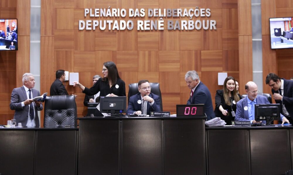 No momento, você está visualizando ALMT instala Comissão sobre conflito urbano no Contorno Leste