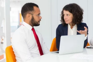 Leia mais sobre o artigo Veja expressões redundantes que você pode estar utilizando sem saber