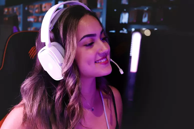 No momento, você está visualizando Mulheres representam 51% do público gamer no Brasil