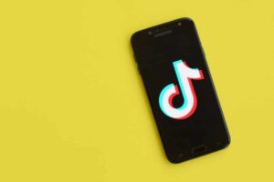 Leia mais sobre o artigo Tiktok deve fechar acordo com comissão dos EUA