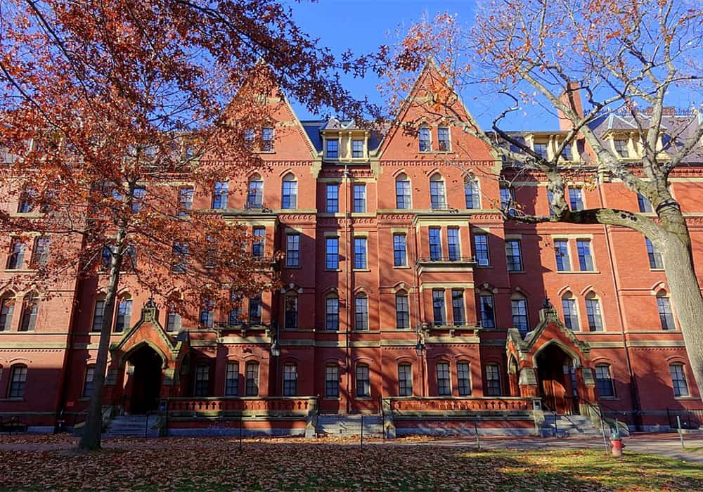 No momento, você está visualizando Harvard oferece 163 cursos gratuitos e com legenda em português