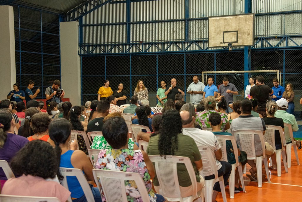 Você está visualizando atualmente Prefeito Pátio e secretariado anunciam melhorias no bairro Jardim Itapuã