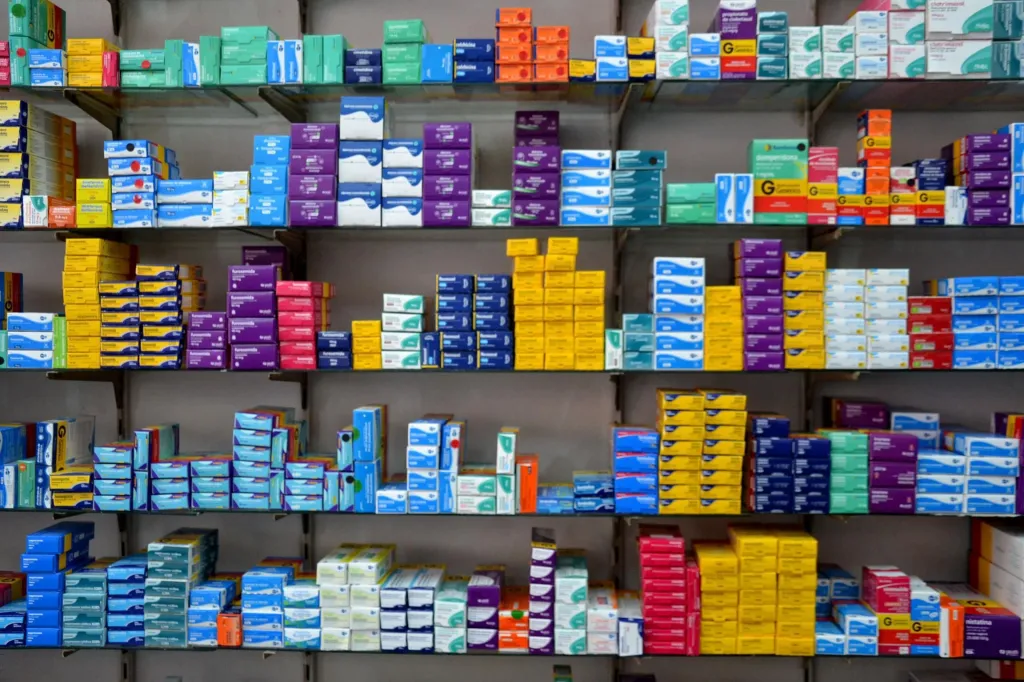 No momento, você está visualizando Reajuste de 4,5% em medicamentos pode ser maior, alerta instituto